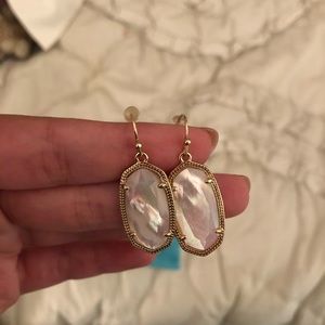 Kendra Scott Elle Earrings